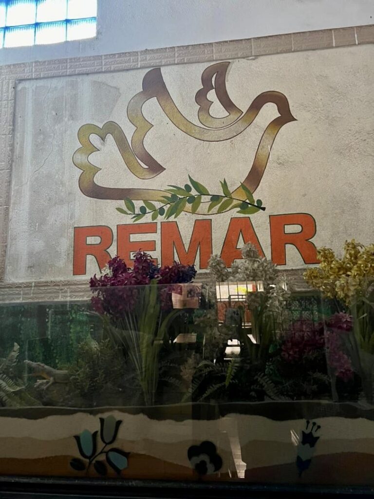 b20b3e28 aef2 40b8 84d0 28a42abdb3e1 3